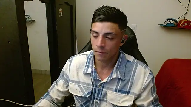 Snapshot of kv___xxx_ chatting on 11-19-25, 04:34 kv xxx online show from 11-19-25, 04:34