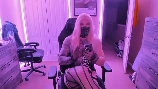 Sissydream123 online show from 12-09-24, 07:17