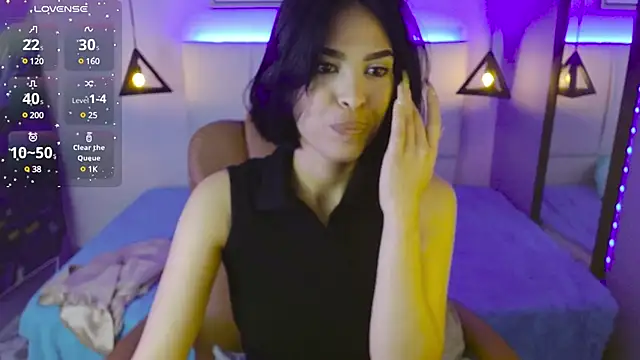 AlessiaVal  online show from 01-24-25, 12:31