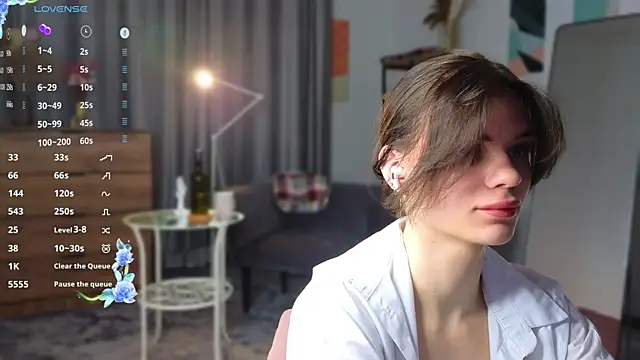 Snapshot of MimiLoll chatting on 03-03-25, 07:06 MimiLoll online show from 03-03-25, 07:06