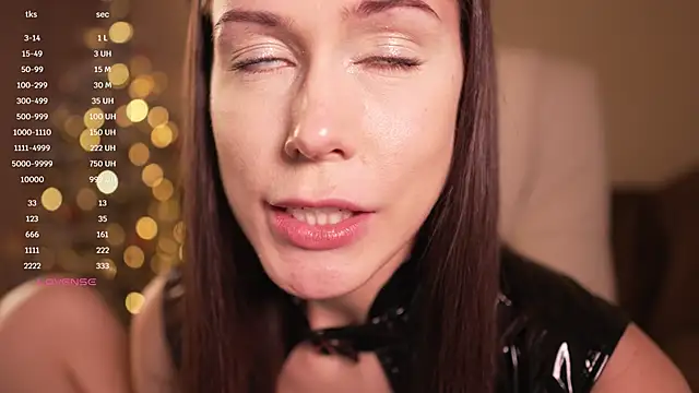 Snapshot of avelyssa chatting on 12-11-24, 03:37 avelyssa online show from 12-11-24, 03:37