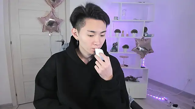 Miram Yu online show from 12-03-24, 05:09