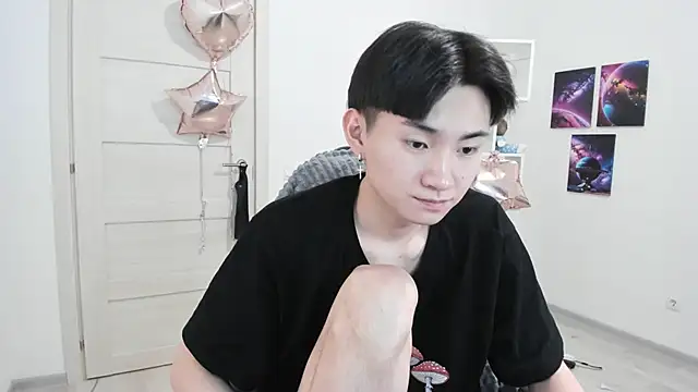 Miram Yu online show from 02-23-25, 09:37