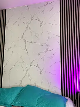 HannaRhodes online show from 09-11-25, 01:22