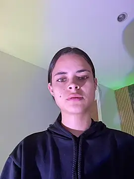 HannaRhodes online show from 10-16-25, 01:56