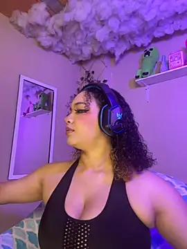 MadelineBenet online show from 11-03-25, 04:25