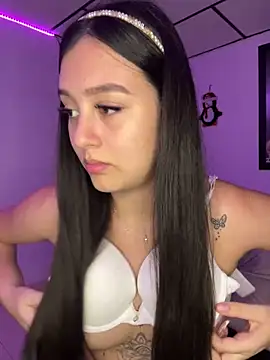 kanne mia online show from 03-17-25, 01:14