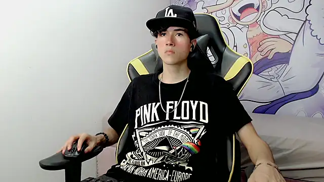 johnny cagee online show from 01-17-25, 04:06