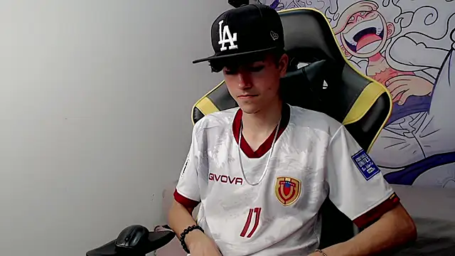 johnny cagee online show from 01-18-25, 04:48