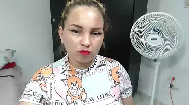 Agatha browser online show from 03-21-25, 02:29