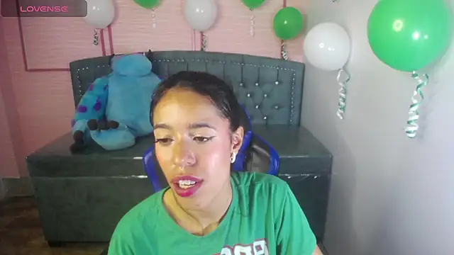 stephania t online show from 03-15-25, 01:51