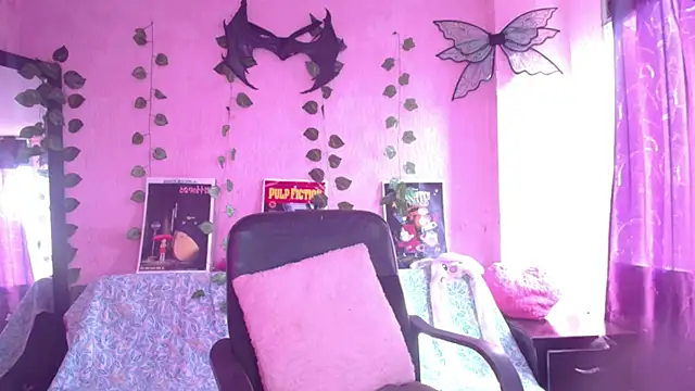 Snapshot of Gaby_Tailor chatting on 01-15-25, 08:16 Gaby Tailor online show from 01-15-25, 08:16