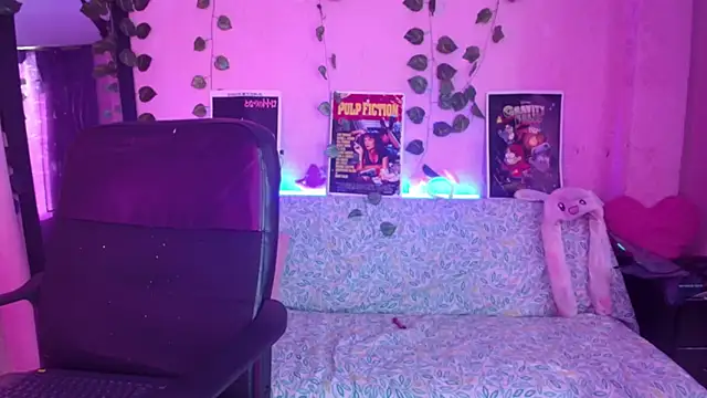 Snapshot of Gaby_Tailor chatting on 01-17-25, 07:16 Gaby Tailor online show from 01-17-25, 07:16