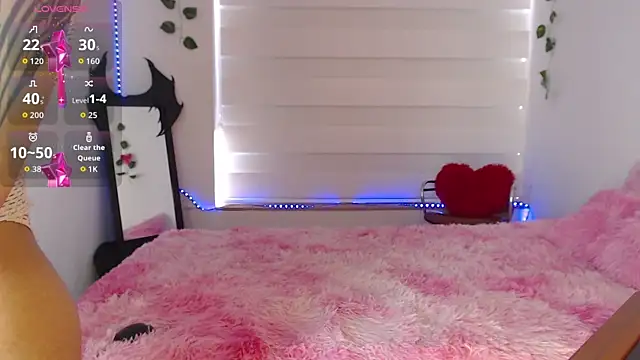 Snapshot of Gaby_Tailor chatting on 09-19-25, 04:40 Gaby Tailor online show from 09-19-25, 04:40