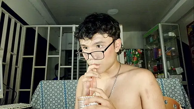 Snapshot of Baby_Cream chatting on 01-07-25, 07:31 Baby Cream online show from 01-07-25, 07:31