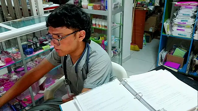 Snapshot of Baby_Cream chatting on 02-06-25, 03:48 Baby Cream online show from 02-06-25, 03:48