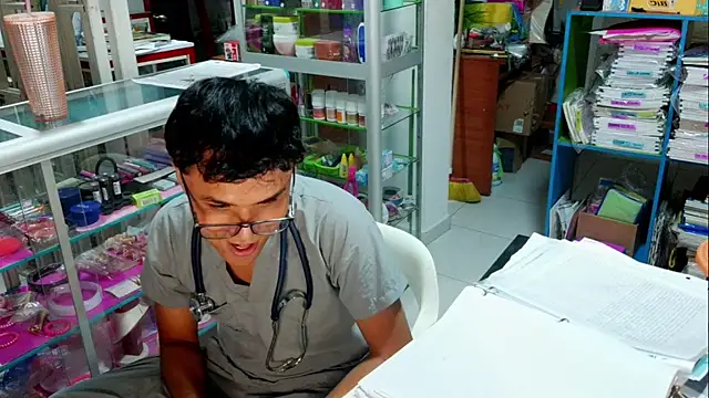 Snapshot of Baby_Cream chatting on 02-06-25, 06:51 Baby Cream online show from 02-06-25, 06:51