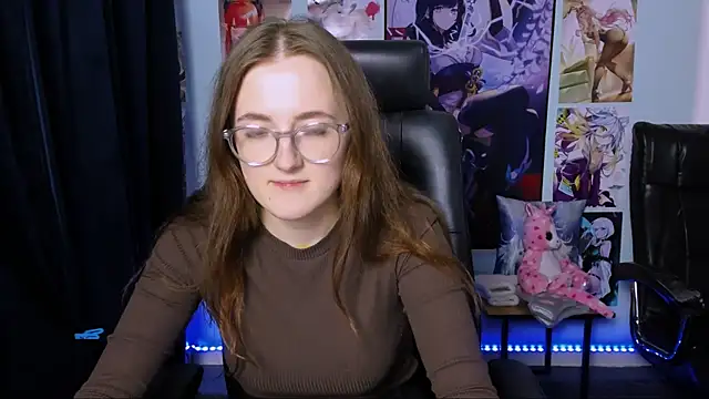 luna berryy online show from 12-10-24, 01:22