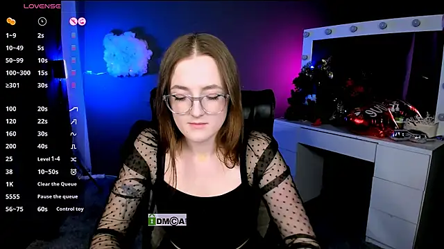 luna berryy online show from 02-17-25, 11:09