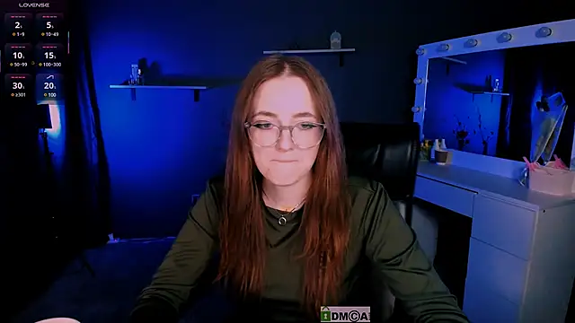 luna berryy online show from 03-11-25, 05:49