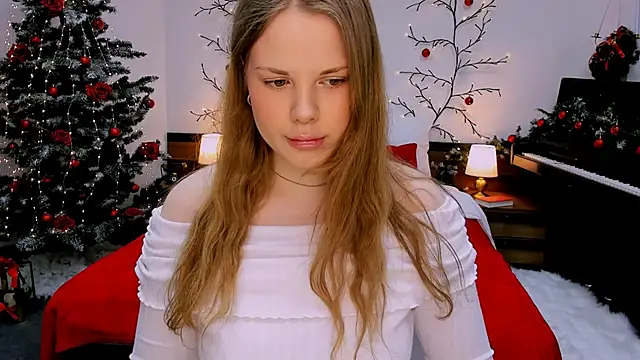 Snapshot of holy_kitty chatting on 01-16-25, 06:03 holy kitty online show from 01-16-25, 06:03