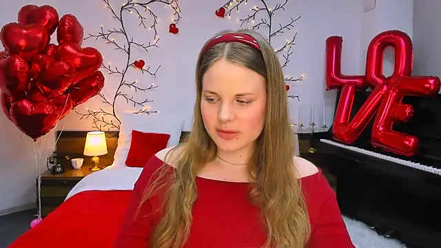 Snapshot of holy_kitty chatting on 02-12-25, 04:33 holy kitty online show from 02-12-25, 04:33