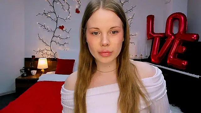 Snapshot of holy_kitty chatting on 02-20-25, 06:17 holy kitty online show from 02-20-25, 06:17