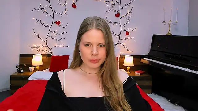 Snapshot of holy_kitty chatting on 02-28-25, 05:26 holy kitty online show from 02-28-25, 05:26