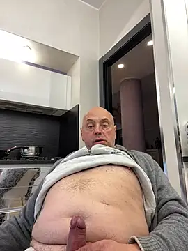 pantomax online show from 12-16-24, 01:54