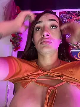 ariiel  online show from 11-05-25, 02:39