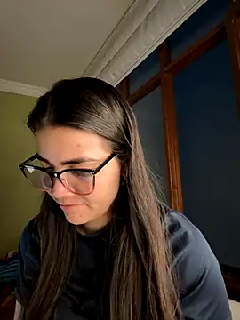 Snapshot of aurora_divine chatting on 11-12-25, 10:52 aurora divine online show from 11-12-25, 10:52