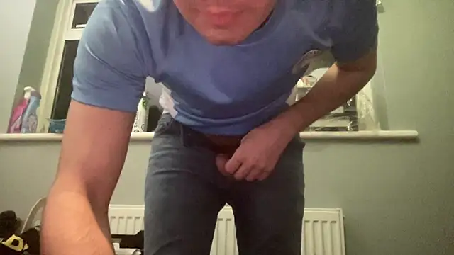 Snapshot of GotItGoin chatting on 03-18-25, 11:31 GotItGoin online show from 03-18-25, 11:31