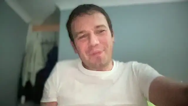 Snapshot of GotItGoin chatting on 09-09-25, 09:36 GotItGoin online show from 09-09-25, 09:36