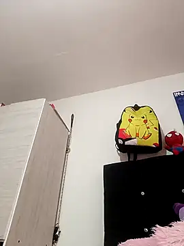 Lucyy-hess online show from 12-17-24, 05:26