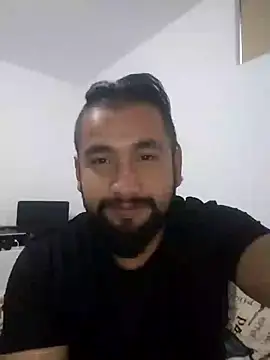 Snapshot of sabor_Latino_bdsm chatting on 01-28-25, 03:57 sabor Latino bdsm online show from 01-28-25, 03:57