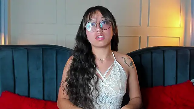 Snapshot of MadyJackson chatting on 02-21-25, 07:54 MadyJackson online show from 02-21-25, 07:54