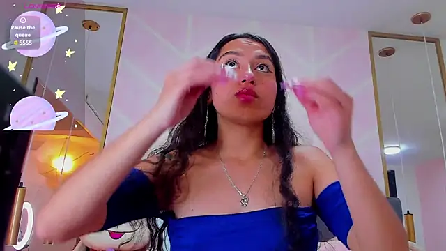 Snapshot of MadyJackson chatting on 10-01-25, 11:49 MadyJackson online show from 10-01-25, 11:49