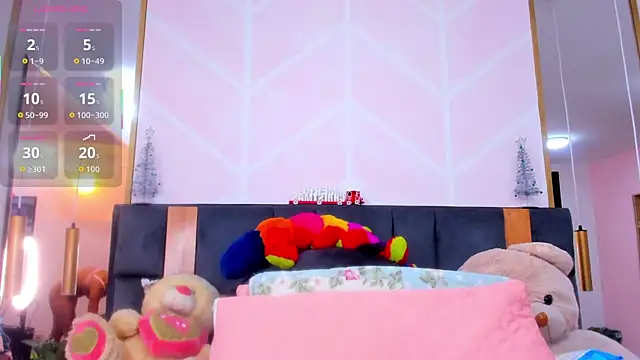 Snapshot of MadyJackson chatting on 11-15-25, 11:18 MadyJackson online show from 11-15-25, 11:18