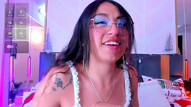 Snapshot of MadyJackson chatting on 11-27-25, 11:56 MadyJackson online show from 11-27-25, 11:56