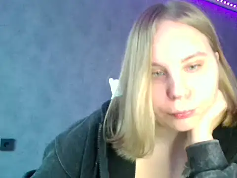 Thalia  Star online show from 01-14-25, 08:31