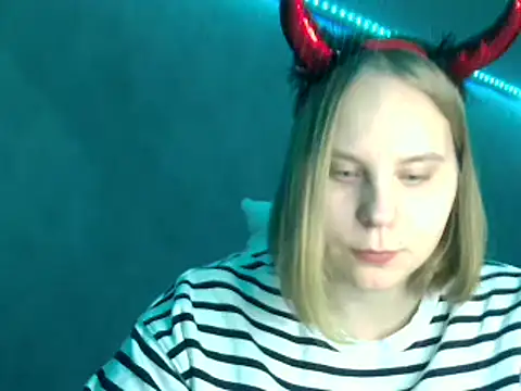 Thalia  Star online show from 01-19-25, 03:21