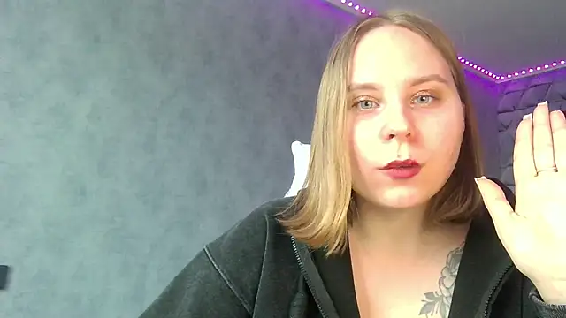 Thalia  Star online show from 02-10-25, 07:58