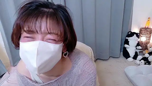 Snapshot of Risa_06 chatting on 02-15-26, 12:36 Risa 06 online show from 02-15-26, 12:36