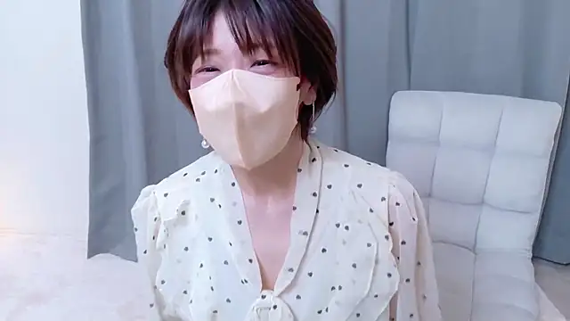 Snapshot of Risa_06 chatting on 02-21-26, 12:39 Risa 06 online show from 02-21-26, 12:39