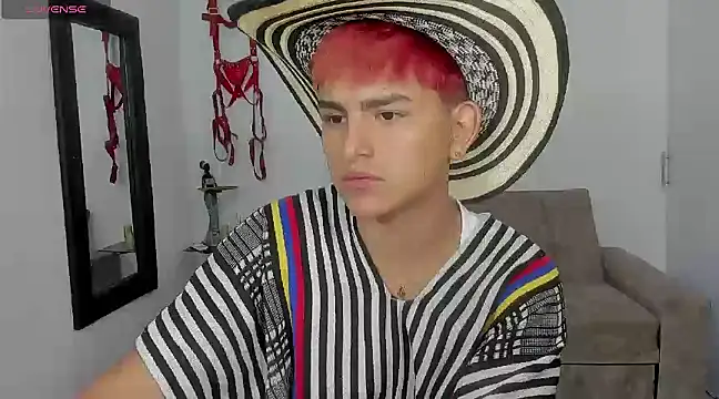 Snapshot of Lyam_ap chatting on 12-17-24, 12:45 Lyam ap online show from 12-17-24, 12:45