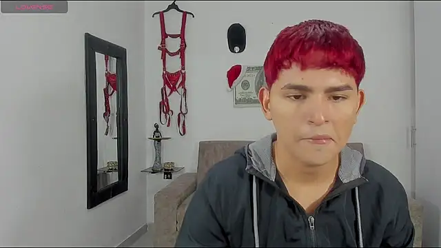 Snapshot of Lyam_ap chatting on 12-22-24, 08:58 Lyam ap online show from 12-22-24, 08:58