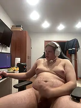 Snapshot of big_boy163 chatting on 12-14-25, 04:56 big boy163 online show from 12-14-25, 04:56