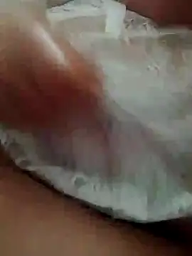 Snapshot of houda_sex_hot chatting on 02-27-25, 06:29 houda sex hot online show from 02-27-25, 06:29