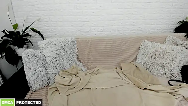 CooperAllana online show from 04-06-26, 07:31