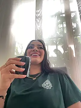 mallie quinn online show from 12-12-24, 04:43